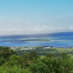 Point de vue panoramique de Chamarel - Vue sur l'Ile aux Bénitiers Vue sur l'ile au Benitiers